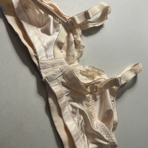 WARNER'S SOFT WIRELESS COMFORT WITH STRETCH BRA SIZE 42C - NEW!!!! - Picture 9 of 12